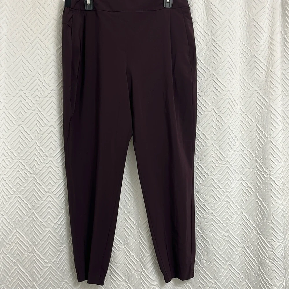 NWT Women’s Apt. 9 Ankle Jogger Purple Size‎ Large